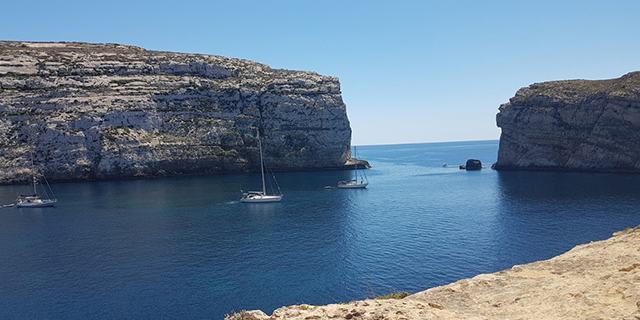 Dwejra bay, Malta